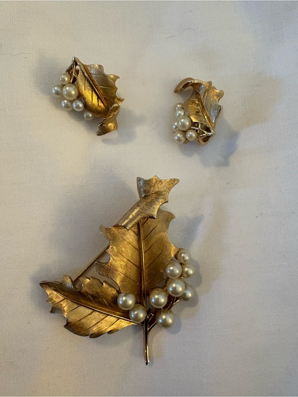 Gold Leaf and Pearl Cluster Brooch with Matching Earrings